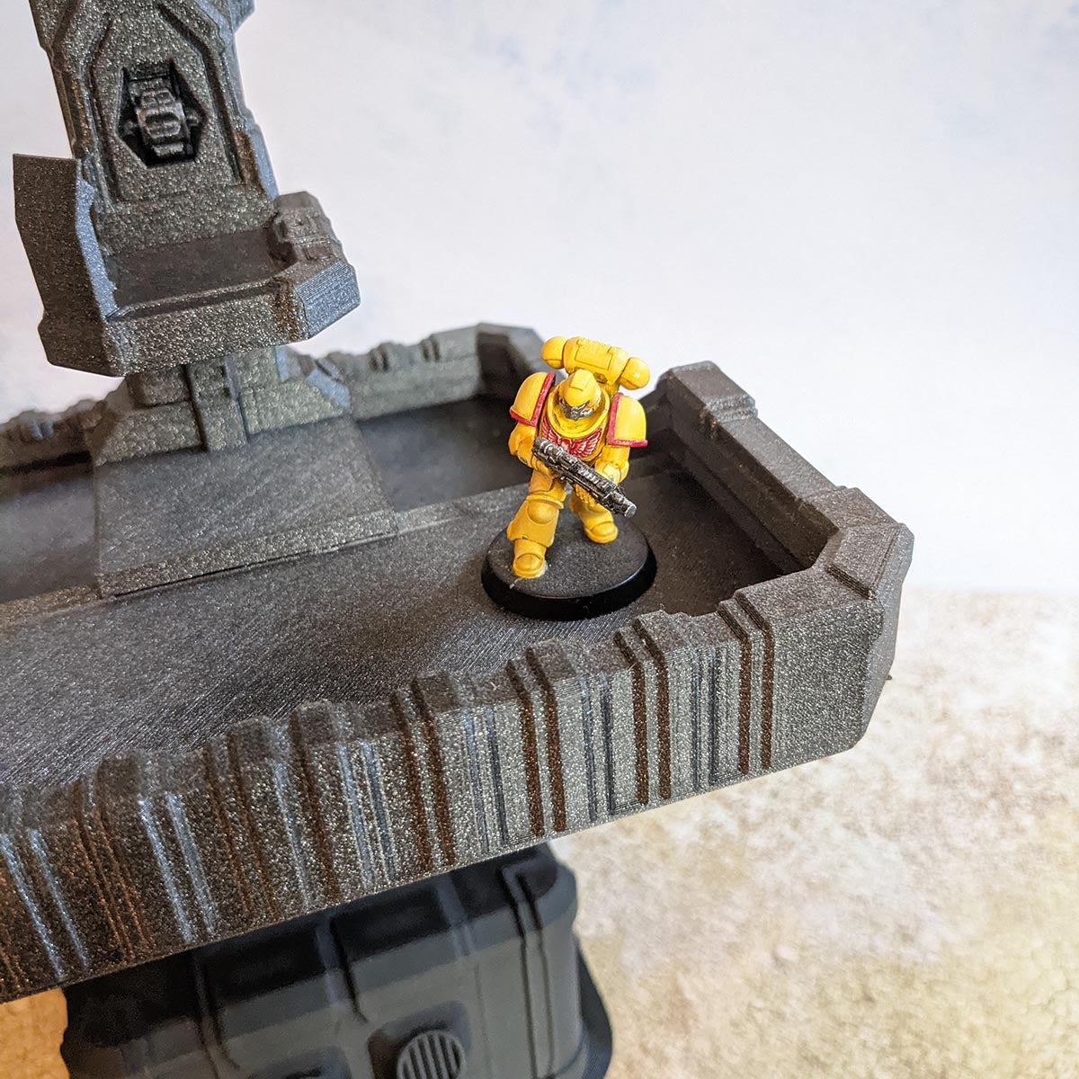 Base avec tour d'observation - Biome désert - Imprimée – vue 3 – Wargame Sceneries